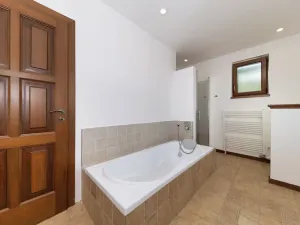 Prodej rodinného domu, Chválenice, 206 m2