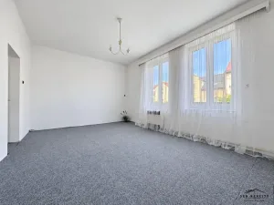 Prodej bytu 2+kk, Nymburk, Maršála Koněva, 44 m2