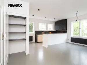Pronájem bytu 2+kk, Praha - Střešovice, Střešovická, 65 m2