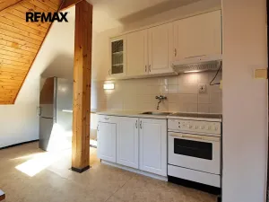 Pronájem bytu 1+kk, Senohraby, U školky, 46 m2