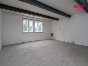 Prodej rodinného domu, Lužná, Masarykovo nám., 165 m2