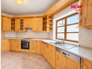 Pronájem bytu 4+1, Zlatá, 152 m2