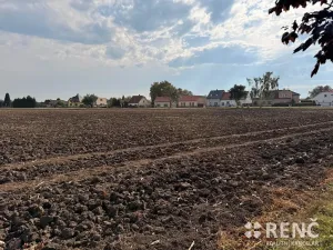 Prodej pozemku pro bydlení, Terezín, 25590 m2