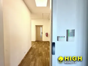 Pronájem kanceláře, Nýřany, Hřbitovní, 36 m2