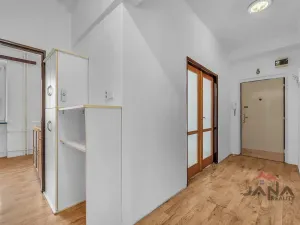 Prodej bytu 2+1, Hradec Králové, Chelčického, 57 m2