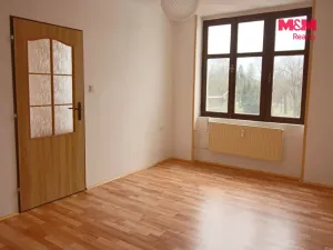 Pronájem bytu 1+1, Jaroměř, nám. Československé armády, 50 m2