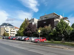 Pronájem bytu 2+kk, Praha - Suchdol, Májová, 45 m2