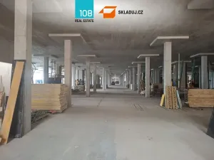 Pronájem skladu, Praha - Smíchov, Křížová, 6000 m2