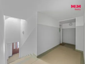 Pronájem bytu 1+kk, Praha - Libeň, Nad Kolčavkou, 28 m2
