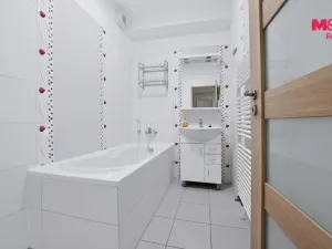 Pronájem bytu 2+kk, Olomouc, Družební, 50 m2