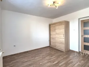 Pronájem bytu 3+1, Písek, Ouzká, 79 m2