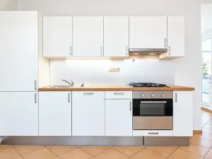 Pronájem bytu 2+kk, Praha - Nusle, Zdaru, 38 m2