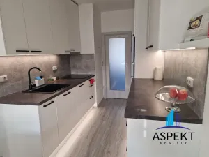 Prodej bytu 4+1, Praha - Troja, Mazurská, 84 m2