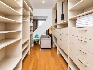 Pronájem apartmánu, Praha - Smíchov, Kobrova, 1172 m2