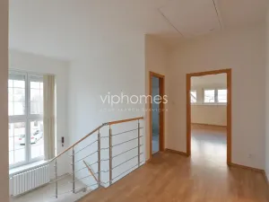 Pronájem vily, Průhonice, Sadová, 350 m2