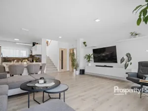 Prodej rodinného domu, Knínice, 176 m2