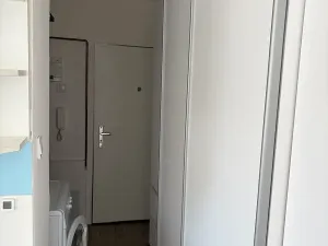 Pronájem bytu 1+kk, Brno, Mojmírovo náměstí, 35 m2