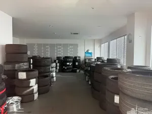 Pronájem komerční nemovitosti, Nupaky, Komerční, 470 m2