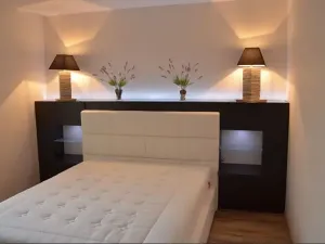 Pronájem bytu 4+1, Praha - Modřany, Hřebíkova, 92 m2