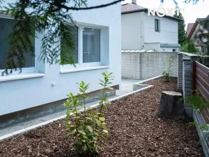 Prodej bytu 2+kk, Praha - Kyje, Vajgarská, 27 m2