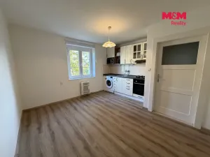 Pronájem bytu 1+1, Děčín, Jiráskova, 35 m2