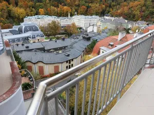 Prodej bytu 4+1, Karlovy Vary, Tylova, 182 m2