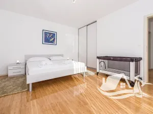 Prodej rodinného domu, Rogoznica, Chorvatsko, 180 m2