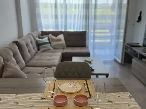 Prodej bytu 2+kk, Manëz, Albánie, Rruga Gjiri i Lalzit, 47 m2