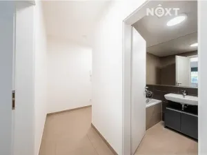 Pronájem bytu 2+kk, Pardubice, Bratranců Veverkových, 46 m2