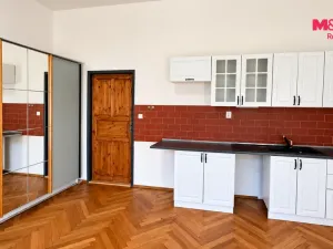 Pronájem bytu 1+kk, Svitavy - Předměstí, Nádražní, 35 m2