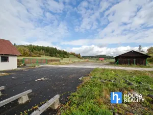 Prodej výrobních prostor, Strašín, 10239 m2
