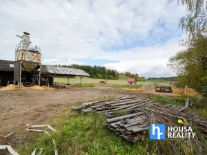 Prodej výrobních prostor, Strašín, 10239 m2