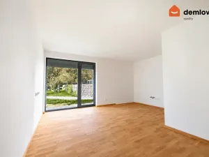 Pronájem bytu 2+kk, Ostrava, Na Burni, 47 m2