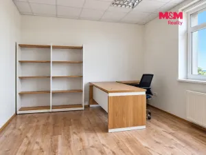 Pronájem kanceláře, Úvaly, 208 m2