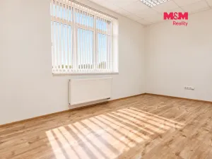Pronájem kanceláře, Úvaly, 208 m2