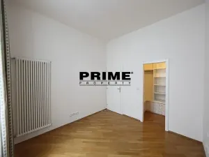 Pronájem bytu 4+1, Praha - Nové Město, Odborů, 100 m2