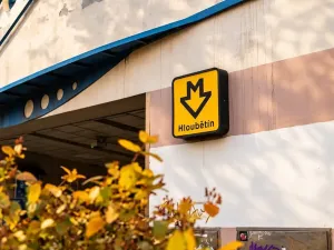 Prodej pozemku pro bydlení, Praha - Hloubětín, Mochovská, 294 m2