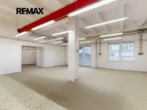 Prodej výrobních prostor, Hlinsko, Wilsonova, 2147 m2