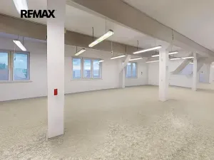 Prodej výrobních prostor, Hlinsko, Wilsonova, 2147 m2