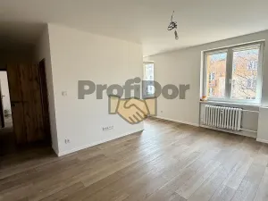 Pronájem bytu 2+1, Kopřivnice, Zdeňka Buriana, 50 m2