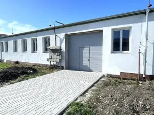 Pronájem skladu, Louny, Postoloprtská, 202 m2