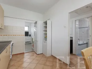 Prodej bytu 2+1, Praha - Holešovice, Osadní, 50 m2