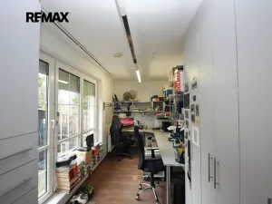 Prodej kanceláře, Praha - Hlubočepy, Voskovcova, 141 m2