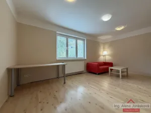 Pronájem bytu 3+1, Praha - Zbraslav, Žitavského, 71 m2