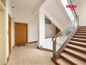 Pronájem bytu 3+1, Poděbrady - Poděbrady II, nám. T.G.Masaryka, 108 m2