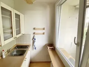 Pronájem bytu 1+kk, Praha - Michle, V zápolí, 30 m2