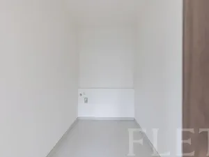 Pronájem bytu 1+kk, Praha - Třebonice, Thomasova, 33 m2
