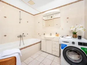 Prodej bytu 3+1, Praha - Vinohrady, Americká, 68 m2