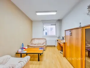 Prodej ordinace, Praha - Modřany, Mráčkova, 59 m2