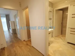 Prodej bytu 2+kk, Praha - Žižkov, Olšanská, 51 m2